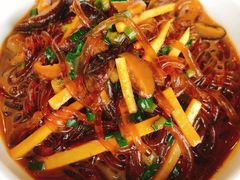 沙蒜烧豆面-新荣记(BFC外滩金融中心店)