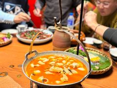 -老滇山寨•云南特色菜•地方菜•民族风情歌舞表演(金碧店)