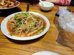 -泉畔人家·老济南经典鲁菜(大明湖店)