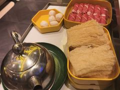 -润园四季椰子鸡火锅(卓越INTOWN店)