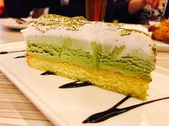 -必胜客(武汉欢乐谷店)