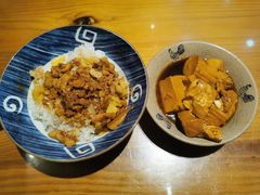 -红猪卤肉饭(大西洋美食城店)