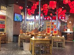 大堂-么肆烤肉·中式自助·烤肉大排档(街道口季佳PAI店)