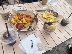 -J Create城市露营咖啡·简餐·宠物(上海动物园店)