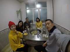 -粘豆包柴火铁锅炖