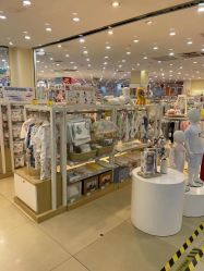 -爱婴室(上海浦建路店)