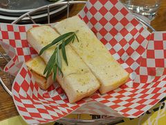 -西语炭烧牛排·西厨(石龙店)