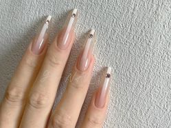-情同手足美甲美睫