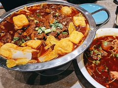 -月枫江南小馆(绿地缤纷广场店)