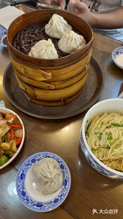 聚成源(芦庄店)无锡小笼图片