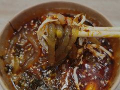 -侯志伟纯手工酸辣粉(荣民时代广场店)