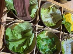 -三顾烤庐·烤鱼·烧烤·龙虾(奉贤店)
