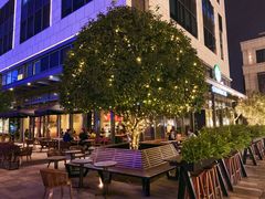 露天位-星巴克臻选(杭州嘉里中心1F店)