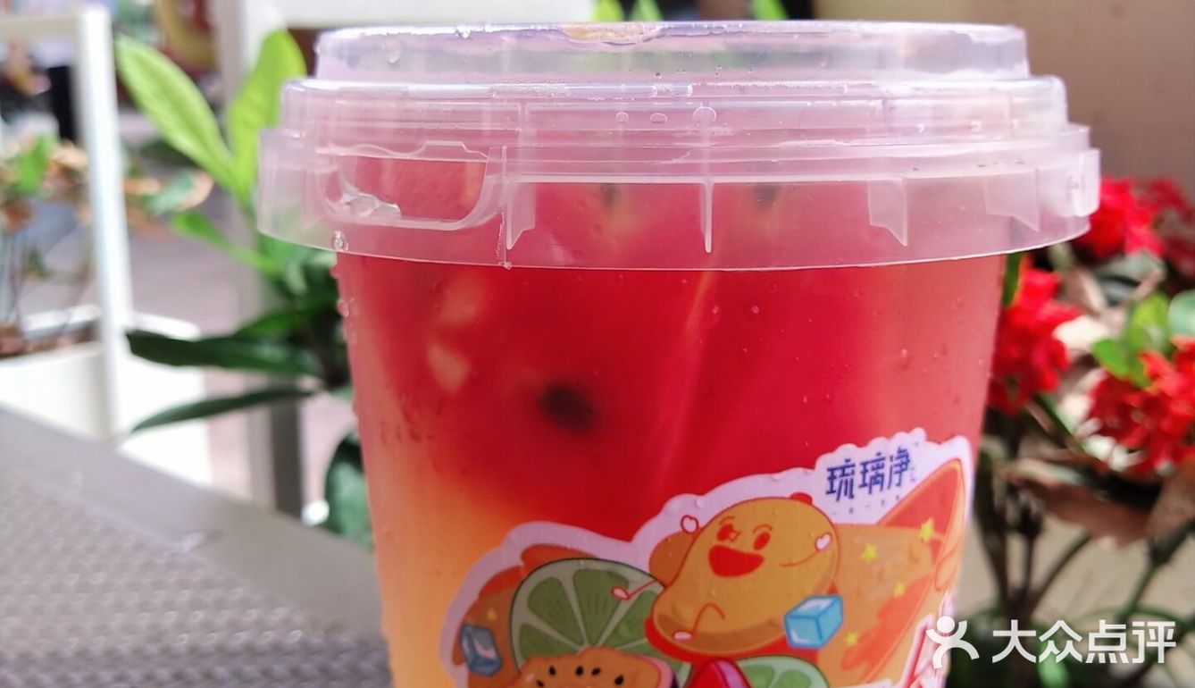 螺蛳粉＆奶茶   一桶螺蛳粉就能吃到撑