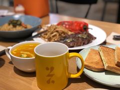 咖椰吐司-HELLO 27 意面·沙拉·帕尼尼