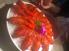 -沪小胖小龙虾(淮海中路旗舰店)