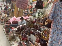 -瓦洛洛传统市场