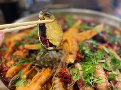 -老东镇啤酒屋海鲜加工·蒸汽海鲜·海鲜烧烤(台东店)