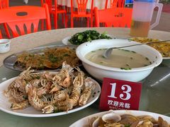 -红月湾海鲜饭店•沙滩海景(双月湾店)
