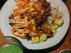 -POKEE VIA&Brunch·维娅(重庆来福士店)