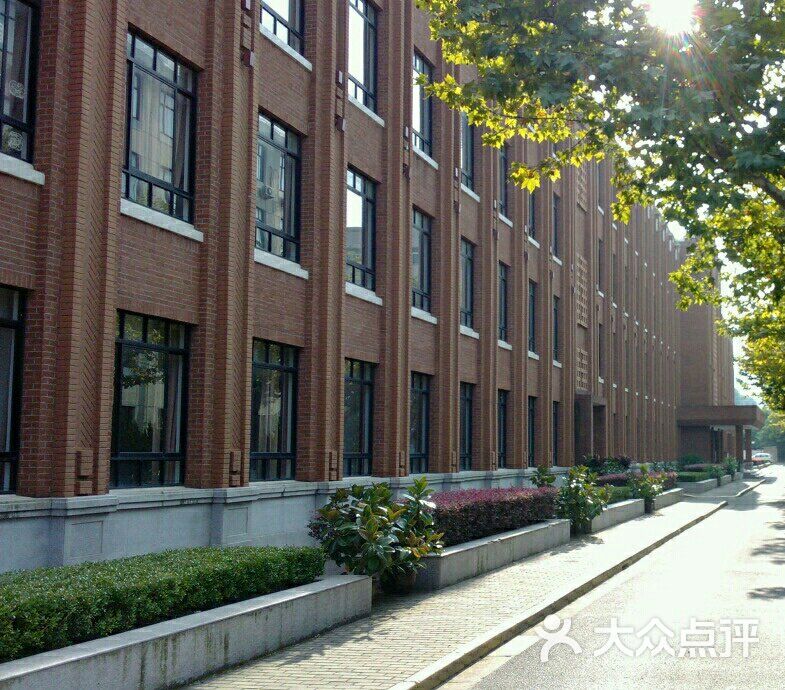 华东师范大学(中山北路校区)图片 第2张