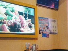 -富正毅三下锅·湘西韵味(天门山索道店)
