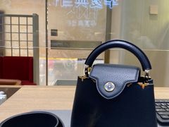 -华夏典当行(龙德广场店)