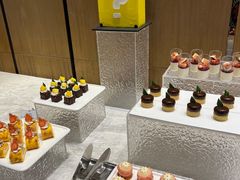 -飨食汇全日制餐厅·昆山皇冠假日酒店(九方店)