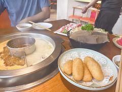 -佬土鹅肠火锅(中建大观店)