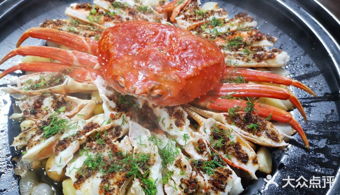 每一口都仿佛 是大海的馈赠。这些食材不仅鲜活无比