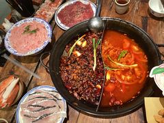 -周小明火锅(黑金冠社区店)