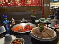 -井格重庆火锅(西直门凯德Mall店)