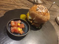 -HIGH FIVE哈福手工汉堡(桂林路店)