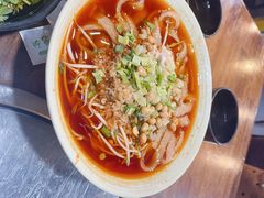 -馋虫重庆火锅(玉林南街店)