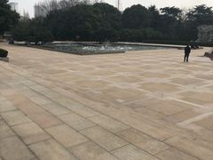 -上海市龙华烈士陵园