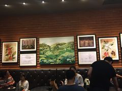 -星巴克(上海虹桥新天地二店)