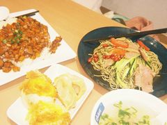 -韩海丽特色美食(秀州路店)