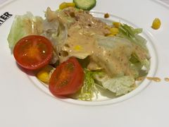 金枪鱼蔬菜沙拉-爱丽丝牛排西餐厅(光谷步行街店)