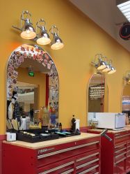 -Devilhands Barbershop男士理容店