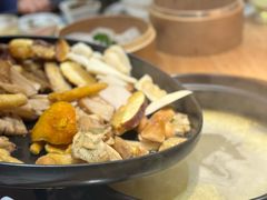 -一朵菌·野生菌探索家火锅(南亚店)