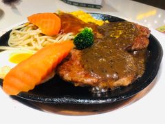 -汤姆家的牛排意面披萨(融创茂店)