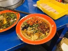-马路边边 传媒大学店