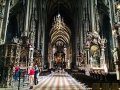 -斯蒂芬主教座堂(Stephansdom)