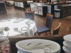 -八府香鸭·啫啫煲(华山路店)