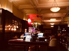 -LONG BAR 廊吧(外滩华尔道夫酒店)