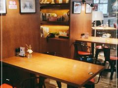 -JINNS锦时 steak&pizza(浸信会礼拜堂旧址店)