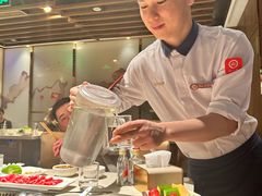 -海底捞火锅鲜切牛肉主题店(长寿路店)