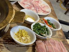 -颜氏双江清水鱼一养身火锅(磁器口店)