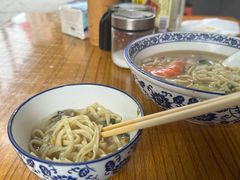 -一路飘香面馆