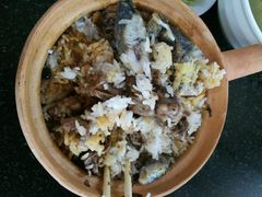 咸鱼排骨煲仔饭-海浪食店(湖滨中路店)